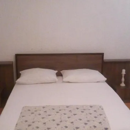 By The Sea - 14977 * Βόντιτσε